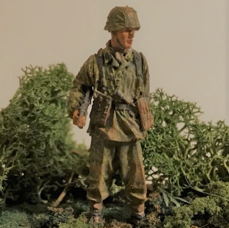 102u